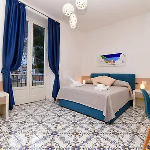 https://antica-residenza-amalfitana.hotels-amalfi.com
